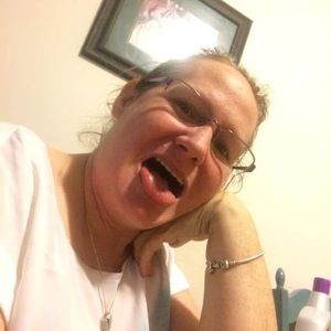 Meet your Posher, Janet